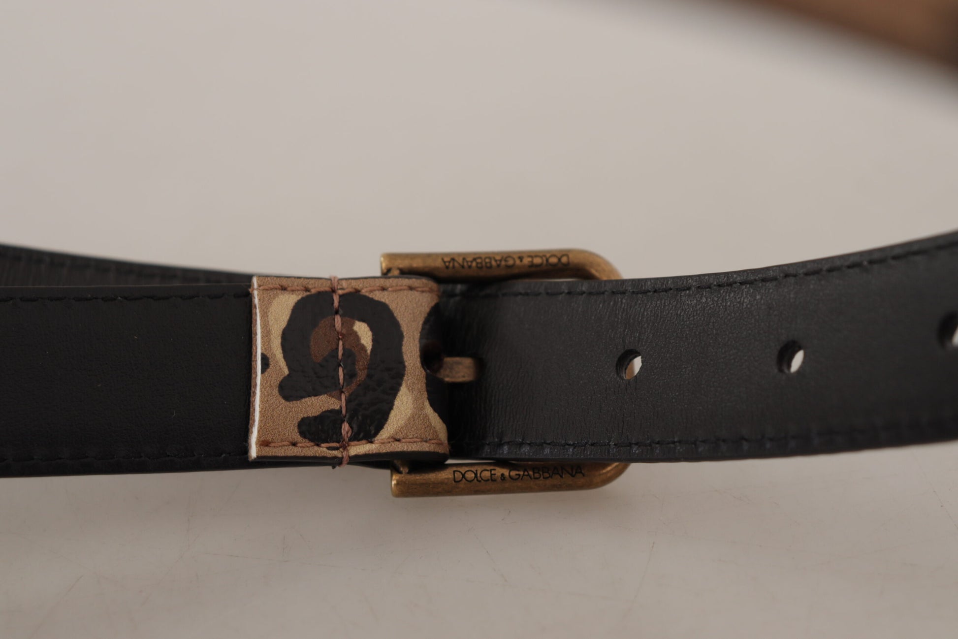 Elegant Leather Engraved Buckle Belt