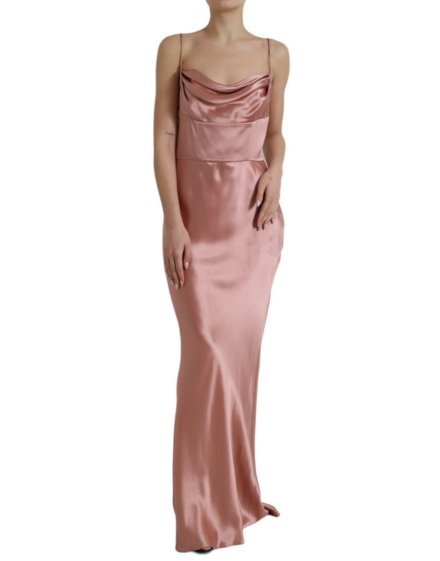 Elegantes langes Seidenkleid in Rosa