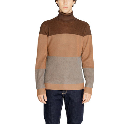 Brauner Viskosepullover